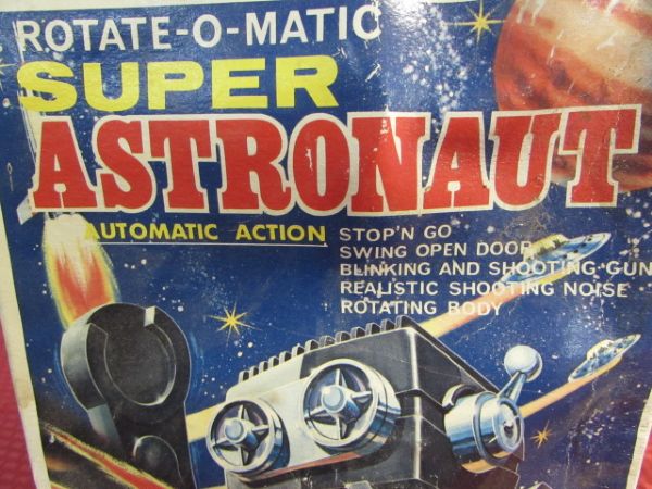 VINTAGE BATTERY OPERATED SUPER ASTRONAUT & MORE