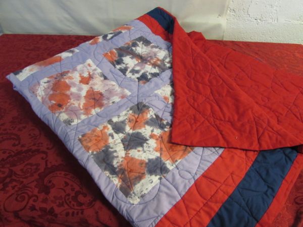 VERY NICE QUILT WITH TIE DYE SQUARES