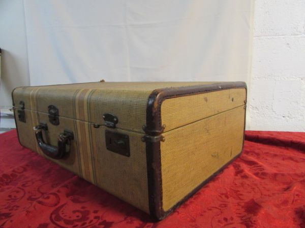 AMAZING VINTAGE SUITCASE  WITH VINTAGE DRESSES, BEADED PURSE & JEWELRY