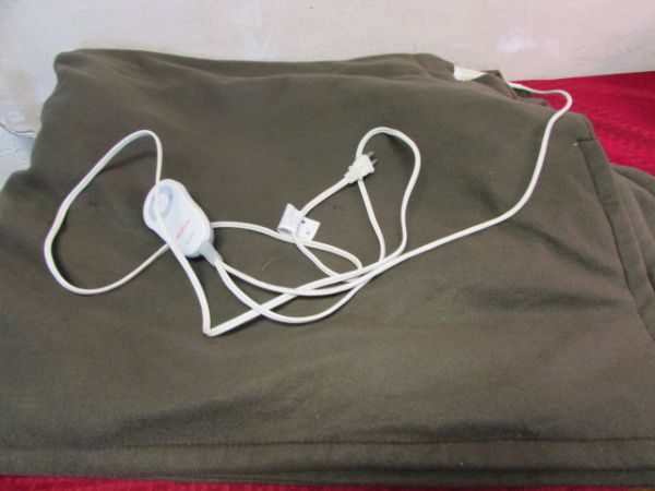 ELECTRIC  THROW BLANKET FOR YOU OR YOU PETS