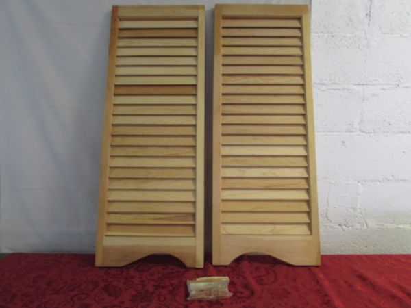 WOODEN SHUTTERS WITH HARDWARE