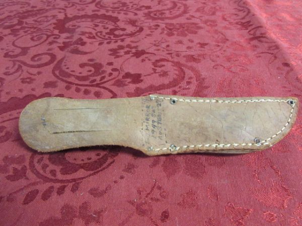 VINTAGE KNIFE  IN LEATHER SHEATH 