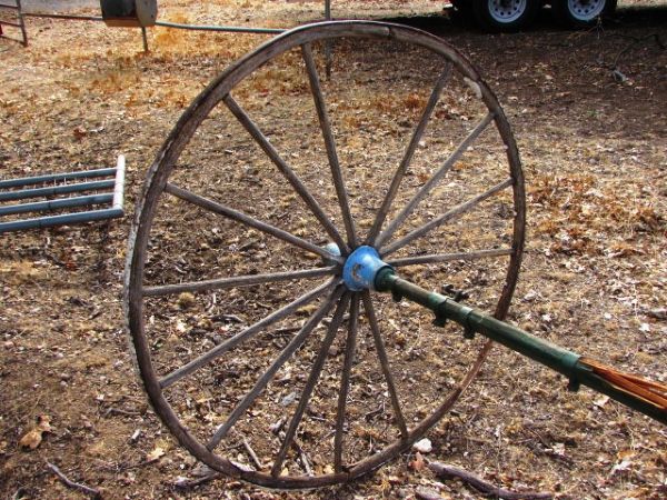 PAIR OF BUGGY WHEELS WITH AXLE