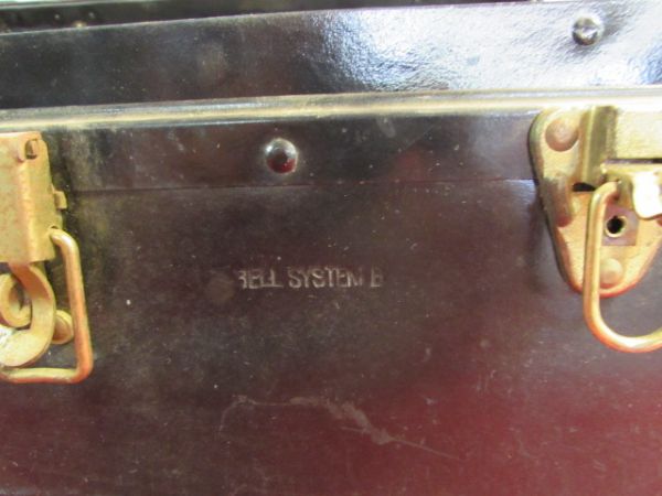 VINTAGE BELL SYSTEMS TOOL BOX 
