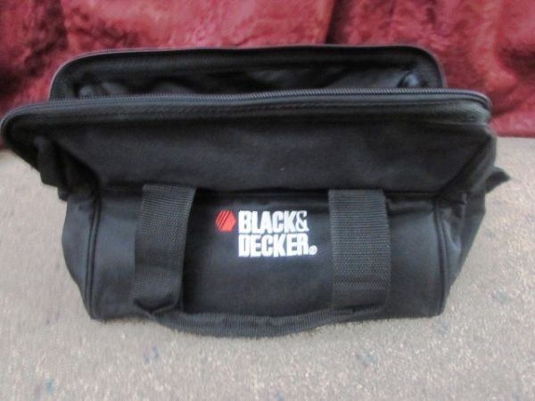 BLACK & DECKER MOUSE SANDER  WITH STORAGE BAG