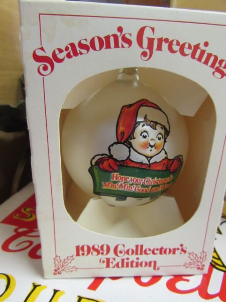 VINTAGE CAMPBELL SOUP HANGING LIGHT, MUGS, COLLECTOR'S EDITION ORNAMENTS, RECIPE BOOKS & MORE!