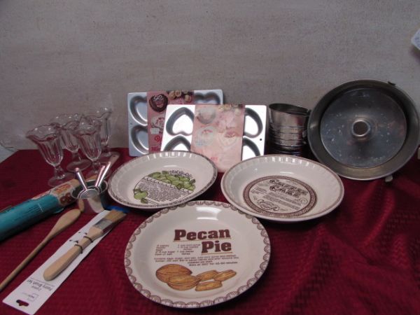 MAKE MINE DESSERT - PIE PLATES, ANGEL FOOD PAN , ROLLING PIN & MORE