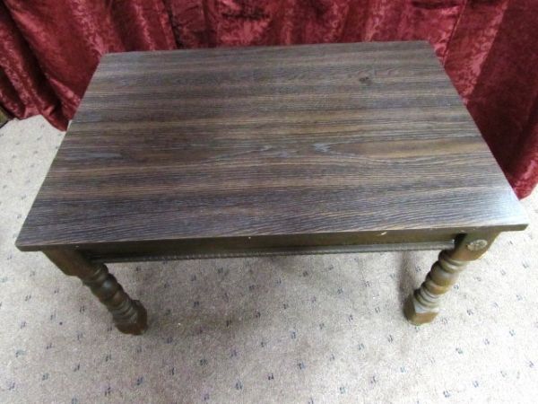 WOOD SIDE TABLE MATCHES PREVIOUS LOT