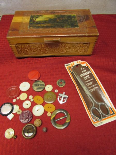 VINTAGE WOODEN BOX WITH LOADS OF ANTIQUE/VINTAGE BUTTONS