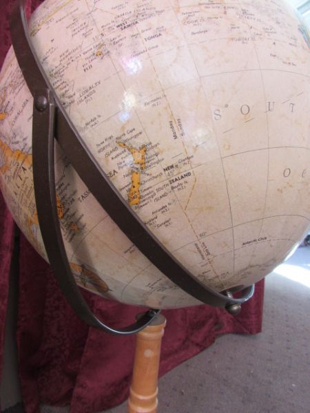 LARGE SPINABLE 16 WORLD GLOBE ON A STAND