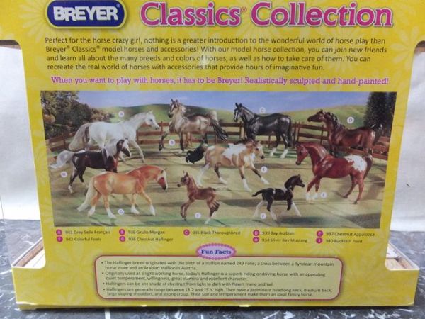 BREYER CLASSICS MODEL HORSE, CHESTNUT HAFLINGER