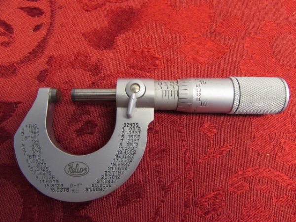 VINTAGE MICROMETER WITH CASE