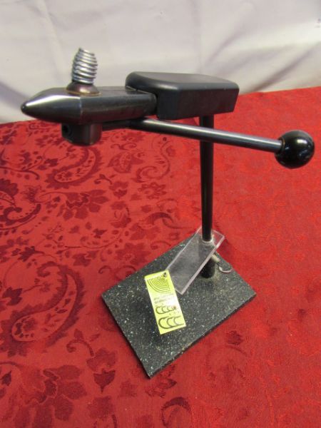 TIE YOUR OWN!  FLY TYING VISE & FLIES