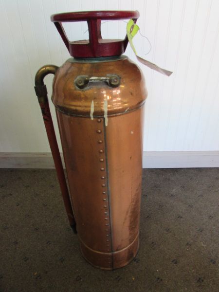 VINTAGE THE BUFFALO COPPER WITH BRASS PLATE FIRE EXTINGUISHER 