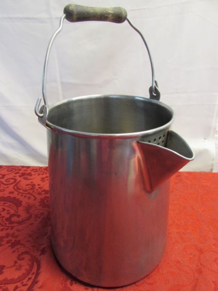HIGH QUALITY OVER SIZED STAINLESS STEEL WATER KETTLE!  