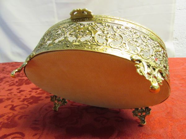 EXQUISITE 24K GOLD PLATED JEWELERY BOX 