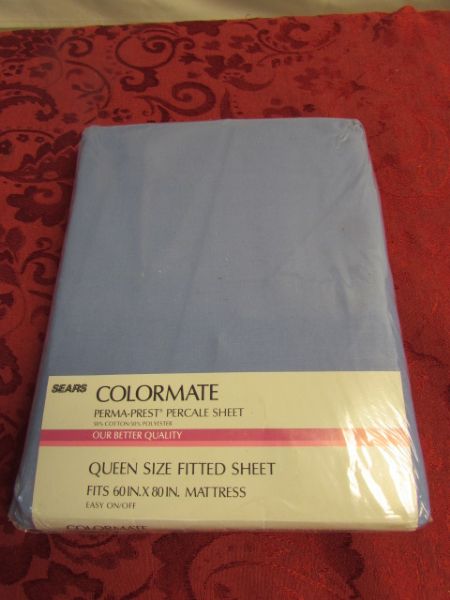 GIFT SET OF HIS & HERS PILLOW CASES & BLUE SHEET SET  