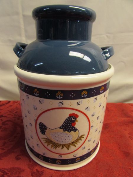 THE HEN HOUSE!  LOADS OF ADORABLE COUNTRY CHICKEN DÉCOR . . .  COOKIE JAR, CUTTING BOARD, ART & . . . . .