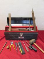 EXCELLENT MASTER MECHANIC PROFESSIONAL TOOL BOX WITH TOOLS