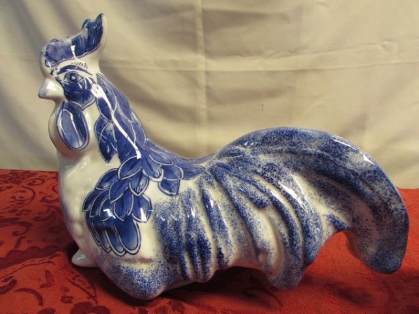 BEAUTIFUL BLUE & WHITE PORCELAIN ROOSTERS