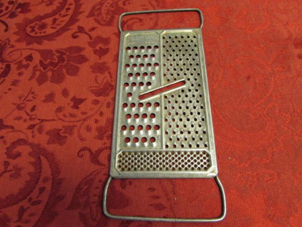 BASKET FULL OF AWESOME VINTAGE KITCHEN GADGETS - EGG BEATER, GRATERS, PASTRY TOOLS & MORE