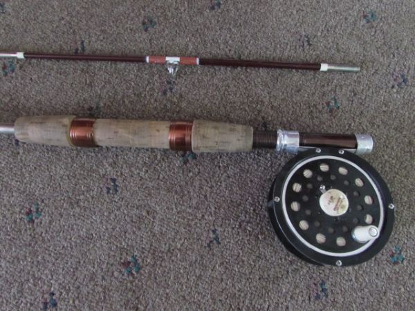 FLY FISHING SUPPLIES ROD & REEL FILLET KNIFE FLY CADDY
