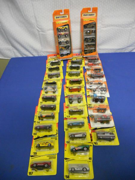 A COOL 42 HOTWHEELS NEW IN PACKAGE
