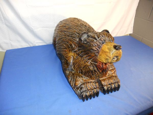 A VERY COOL DECORATIVE CARVED BEAR ***THIS LOT HAS A RESERVE***
