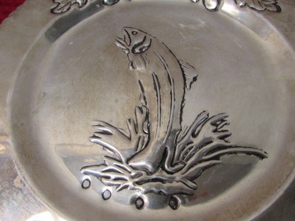 ANOTHER NEAT PLATTER, BUT THIS ONE IS FOR THE FISHING FAN
