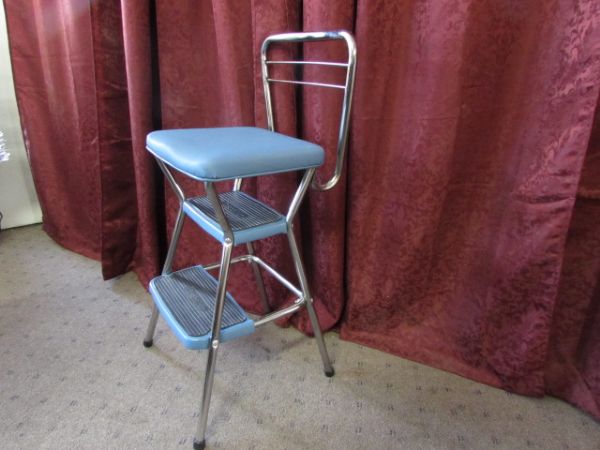 IT'S A CHAIR!  IT'S A STEP STOOL!  GREAT RETRO COSCO STEP LADDER CHAIR