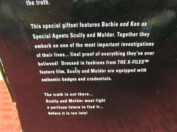 BARBIE & KEN - THE X FILES NEW IN THE BOX