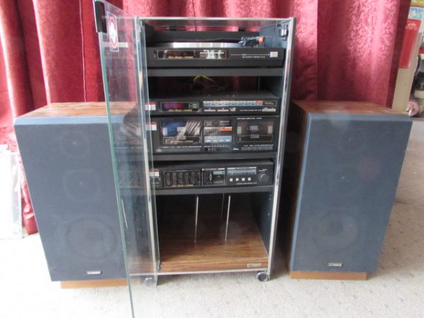 FISHER STUDIO SYSTEM WITH RECORD PLAYER, DUAL CASSETTE DECK & AM/FM STEREO