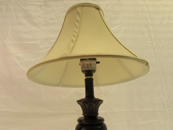 LOVELY ANTIQUED BRONZE BED SIDE/DESK LAMP