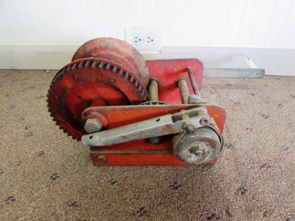 FULTON MODEL 881 SINGLE SPEED CABLE WINCH