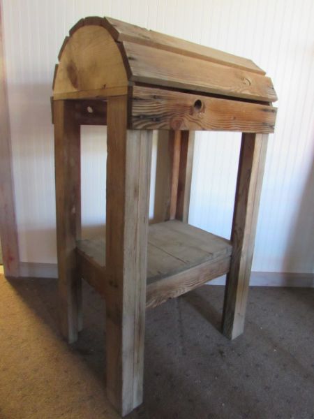 WOODEN SADDLE STAND