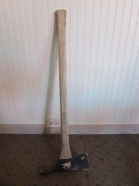 CAN YOU DIG IT!  SHOVEL,  FENCE POST HOLE DIGGER & MORE