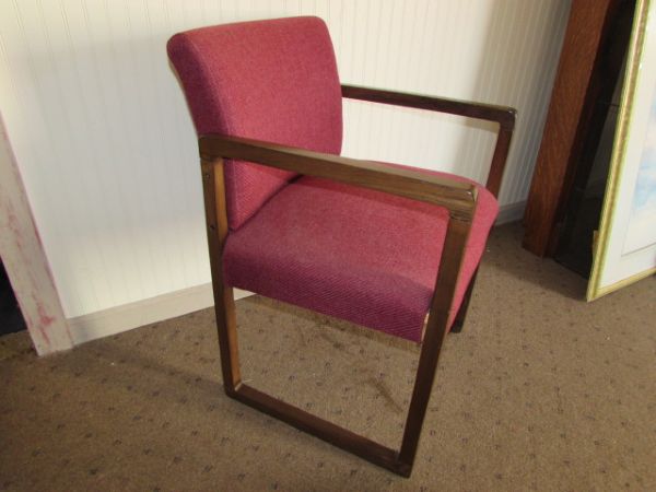 MATCHING WOOD FRAMED UPHOLSTERED OFFICE CHAIR 