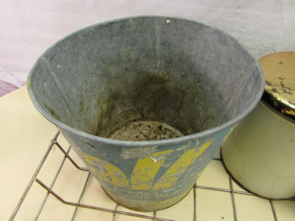 RUSTIC VINTAGE ALL DETERGENT BUCKET, 3 CANNISTERS & LARGE WIRE BASKET 