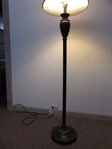 ANTIQUED BRONZE FINISH URN STYLE FLOOR LAMP