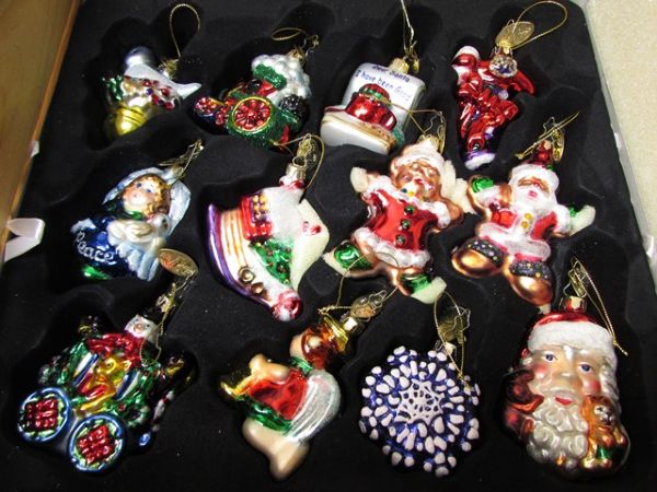 MARK KLAUS 24 PIECE BLOWN GLASS CHRISTMAS ORNAMENTS IN WOODEN CRATE  LIMITED EDITION,