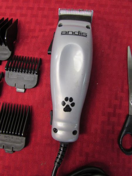 ANDIS ELECTRIC DOG CLIPPERS WITH COMBS