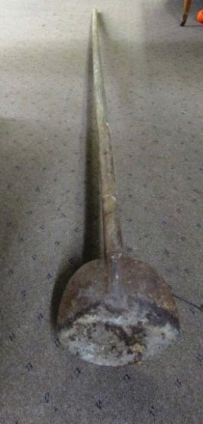 WHEN YOU REALLY NEED TO DIG DEEP ANTIQUE LONG HANDLED PEAVY SCOOP SHOVEL - OVER 9'