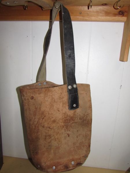 THE HITCHIN' POST - LEATHER GRAIN BAG, SAW HORSE & STIRRUP