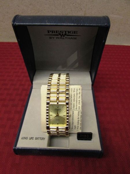 MEN'S NEW IN THE BOX GOLDTONE WATCH