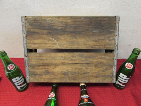 WOOD 7UP CRATE WITH FOUR VINTAGE 7UP BOTTLES