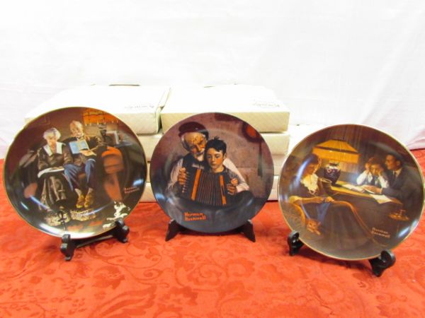 A SET OF 17 WONDERFUL NORMAN ROCKWELL COLLECTIBLE PLATES 