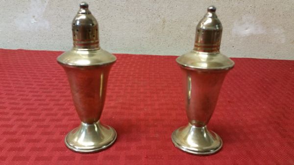 DUCHIN CREATION  STERLING  SILVER SALT & PEPPER SHAKERS NEVER USED