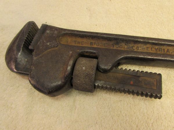 LARGE 24 RIGID PIPE WRENCH 