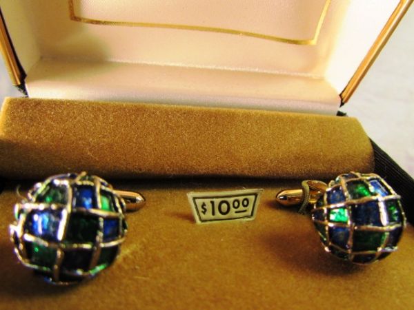 3 PAIR OF VINTAGE CUFF LINKS WITH SAPPHIRE & INLAID NATURAL STONE - NIB 
