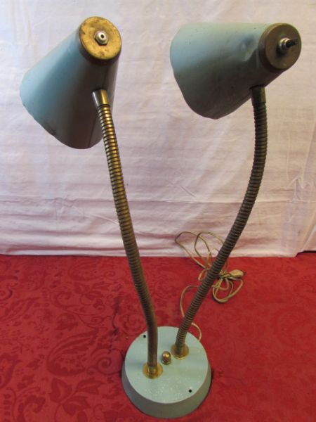 COOL INDUSTRIAL MID CENTURY MODERN DOUBLE HEADED GOOSE NECK LAMP WITH CONE SHADES 
